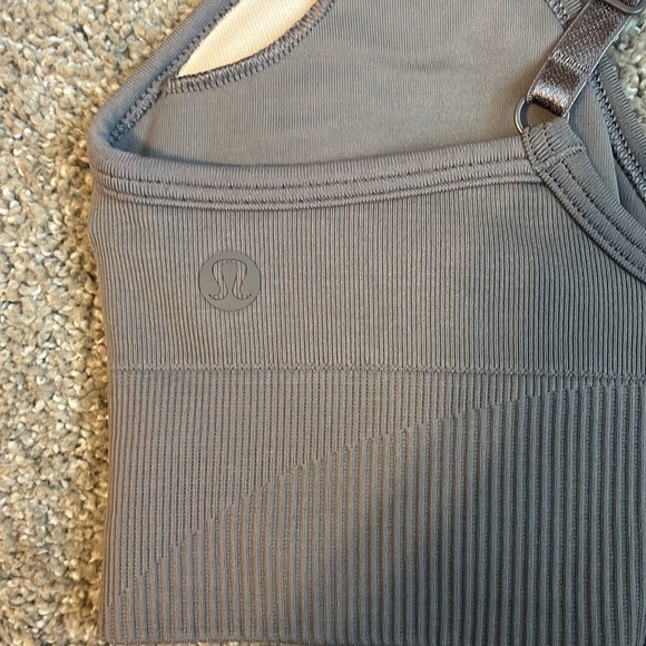 Lululemon Ebb to Street Bra *Light Support A/B Cup - Picture 4 of 6